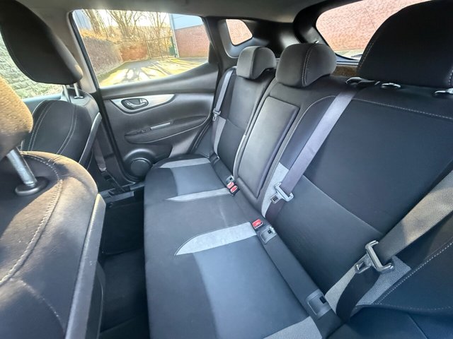 2017 Nissan Qashqai 1.5L N-Connecta 5dr - Photo 11
