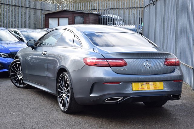 2019 Mercedes-Benz E-CLASS - Photo 4