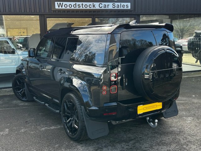 2026 Land Rover DEFENDER 110 - Photo 5