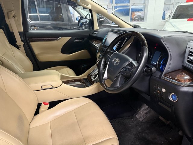 2024 TOYOTA ALPHARD 2493L - Photo 12