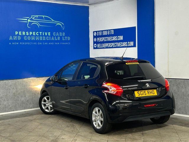 2015 PEUGEOT 208 - Photo 5