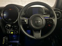 USED 2022 72 MINI Electric Hatch Cooper SE 32.6kWh Level 2 Hatchback 3dr Electric Auto (184 ps) +NATIONWIDE DELIVERY AVAILABLE+