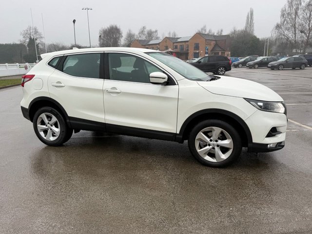 2019 Nissan Qashqai 1.5L Acenta Premium 5dr - Photo 4