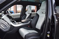 USED 2019 69 LAND ROVER RANGE ROVER SPORT 5.0 P575 V8 GPF SVR SUV 5dr Petrol Auto 4WD Euro 6 (s/s) (575 ps) CARBON EXTERIOR / SOFT CLOSE