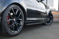 USED 2019 69 LAND ROVER RANGE ROVER SPORT 5.0 P575 V8 GPF SVR SUV 5dr Petrol Auto 4WD Euro 6 (s/s) (575 ps) CARBON EXTERIOR / SOFT CLOSE