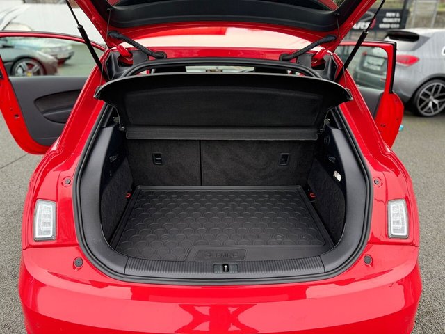 2016 Audi A1 1.6L Black Edition 3dr - Photo 10