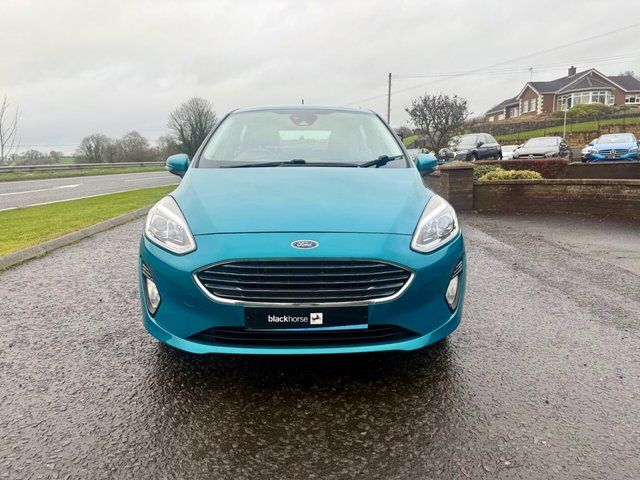 2018 FORD FIESTA 1.1 Ti-VCT Zetec Hatchback (LOW INSURANCE, ONLY 29000MLS) - Photo 3