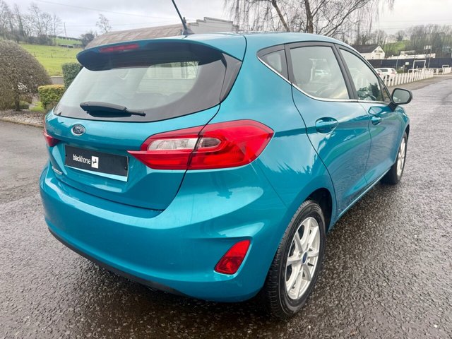 2018 FORD FIESTA 1.1 Ti-VCT Zetec Hatchback (LOW INSURANCE, ONLY 29000MLS) - Photo 5