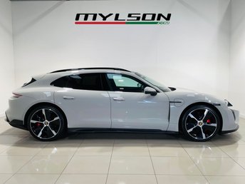 2022 PORSCHE TAYCAN