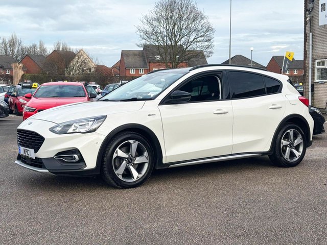 2020 FORD FOCUS - Photo 5