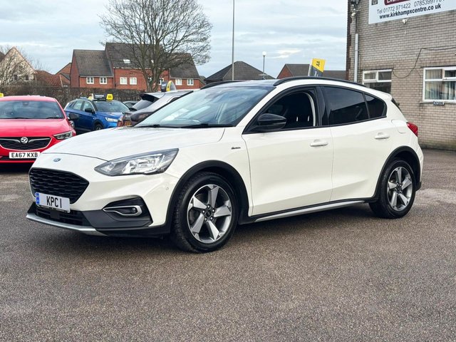 2020 FORD FOCUS - Photo 4