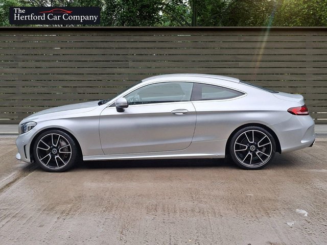 2018 Mercedes-Benz C-Class 2L Amg Line 2dr - Photo 5