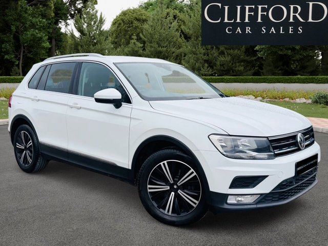 2016 Volkswagen Tiguan 2L SE Navigation 5dr - Photo 4