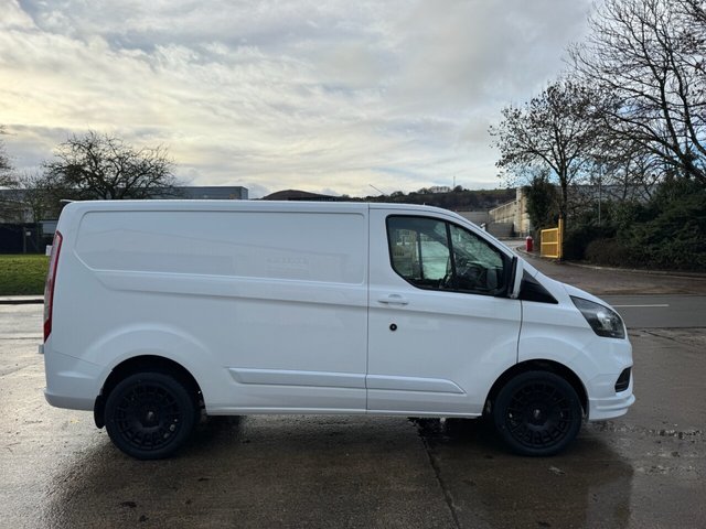 View our FORD TRANSIT CUSTOM
