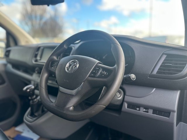 2020 VAUXHALL VIVARO - Photo 12