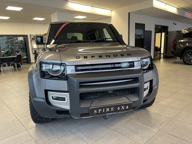 View our LAND ROVER DEFENDER 110