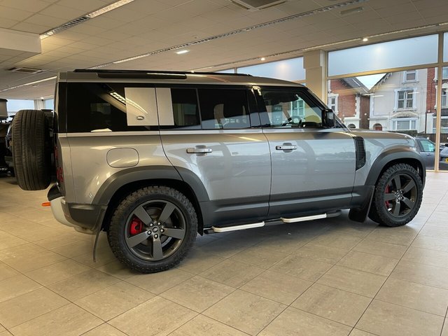 View our LAND ROVER DEFENDER 110