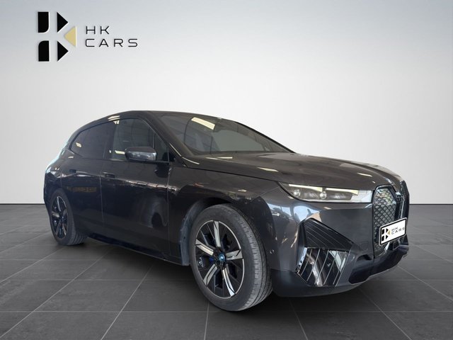 View our BMW IX