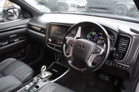 USED 2019 69 MITSUBISHI OUTLANDER 2.4h TwinMotor 13.8kWh Exceed Safety SUV 5dr Petrol Plug-in Hybrid CVT 4WD Euro 6 (s/s) (224 ps) 
