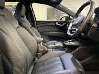 USED 2021 71 AUDI Q4 E-TRON 35 Edition 1 SUV 5dr Electric Auto 55kWh (170 ps) + FULL AUDI SERVICE HISTORY + 6 MONTHS WARRANTY + FULL MOT + HEATED ELECTRIC LEATHER SEATS + SATNAV + HEADS UP DISPLAY + SONOS +