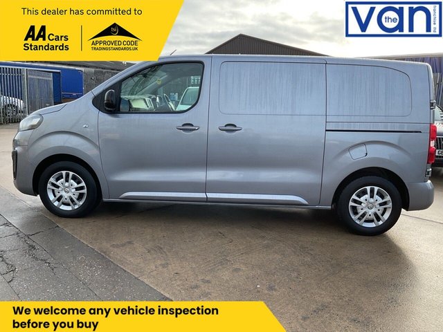 2023 VAUXHALL VIVARO - Photo 8