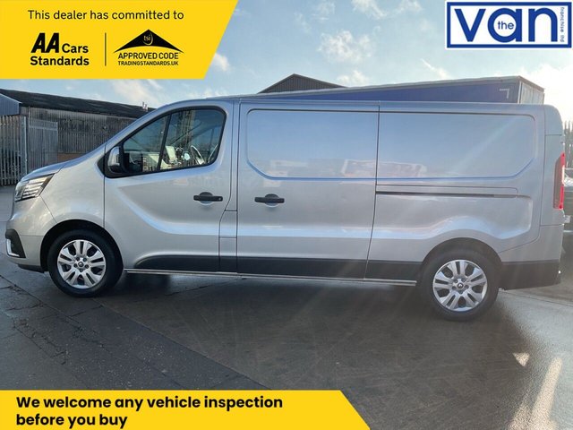 2023 RENAULT TRAFIC - Photo 8