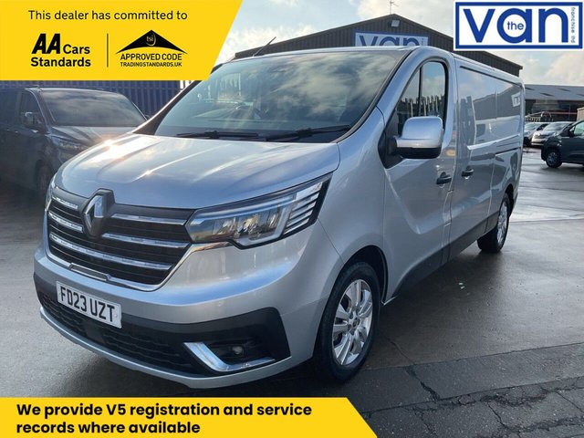 2023 RENAULT TRAFIC - Photo 9
