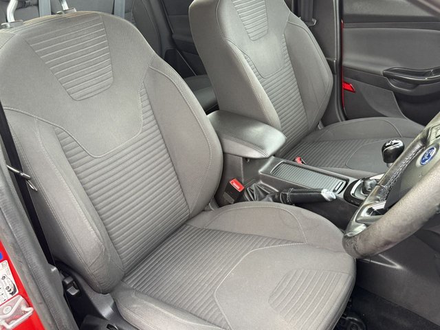 2015 FORD FOCUS - Photo 10