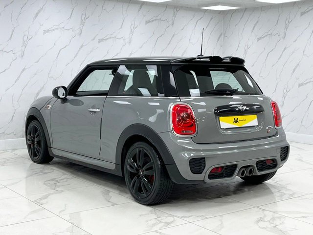 2017 MINI Hatch 2L John Cooper Works 3dr - Photo 9