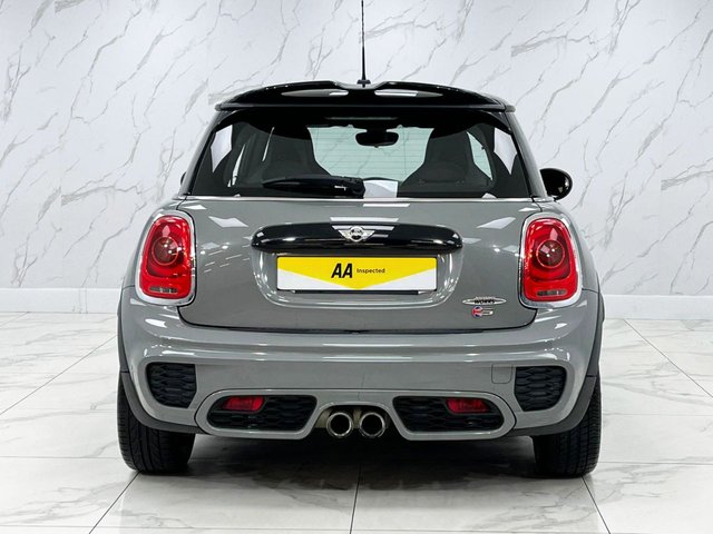 2017 MINI Hatch 2L John Cooper Works 3dr - Photo 10