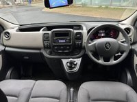 USED 2018 18 RENAULT TRAFIC 1.6 dCi ENERGY 29 Business Minibus Double Cab 5dr Diesel Manual LWB Euro 6 (s/s) (9 Seat) (125 ps) FLEET OWNER, LOW MILES