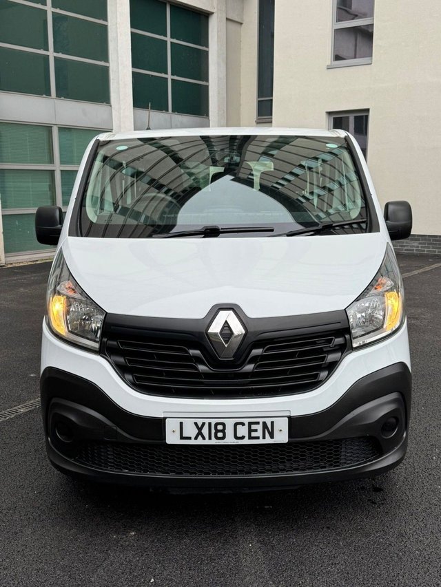 2018 RENAULT TRAFIC 1.6 dCi ENERGY 29 Business Minibus Double Cab 5dr Diesel Manual LWB Euro 6 (s/s) (9 Seat) (125 ps) - Photo 2