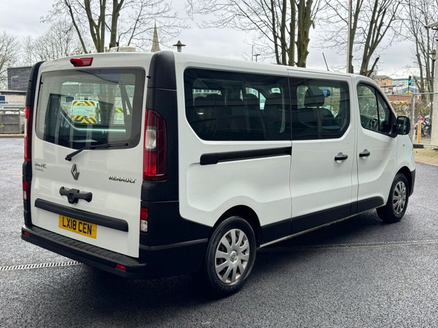 2018 RENAULT TRAFIC 1.6 dCi ENERGY 29 Business Minibus Double Cab 5dr Diesel Manual LWB Euro 6 (s/s) (9 Seat) (125 ps) - Photo 6