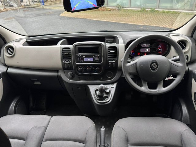 2018 RENAULT TRAFIC 1.6 dCi ENERGY 29 Business Minibus Double Cab 5dr Diesel Manual LWB Euro 6 (s/s) (9 Seat) (125 ps) - Photo 9