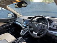 USED 2016 16 HONDA CR-V 2.0 i-VTEC EX SUV 5dr Petrol Auto 4WD Euro 6 (155 ps) Dual zone climate control A/C, Beige leather interior, Glass Sunroof, Heated Front Seats, Electric Memory Driver Seat, Satellite navigation, Cruise control, Bluetooth connectivity for calls and music, Keyless Entry + Start, Voice control, USB input, Paddleshift gears, Auto wipers, ECON drive mode, Power folding wingmirrors, Privacy glass, DAB radio, LED daytime running lights, Rear parking camera, Front & Rear parking sensors, Auto headlights.