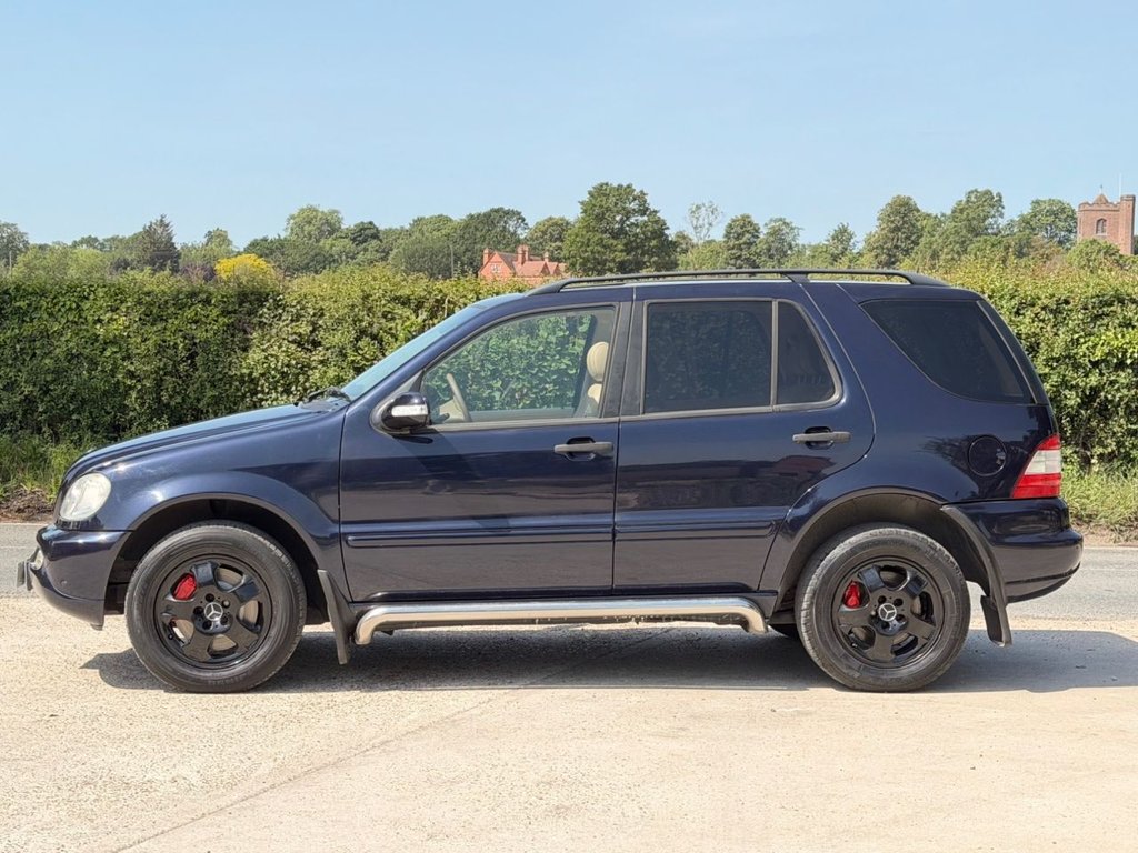 USED 2002 52 MERCEDES-BENZ M-CLASS 2.7 ML270 CDI SUV 5dr Diesel Automatic (250 g/km, 163 bhp) |Rear Low Mileage|Heated Seats|