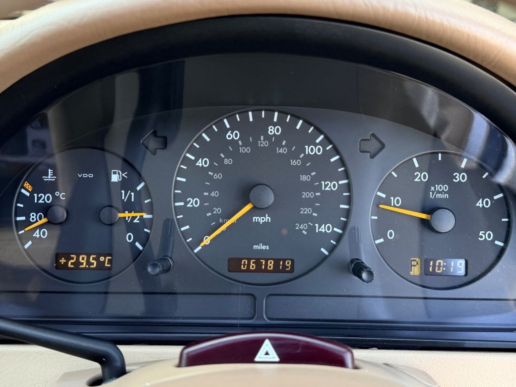 USED 2002 52 MERCEDES-BENZ M-CLASS 2.7 ML270 CDI SUV 5dr Diesel Automatic (250 g/km, 163 bhp) |Rear Low Mileage|Heated Seats|