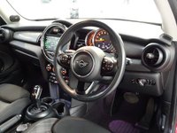 USED 2018 18 MINI HATCH 1.5 Cooper Hatchback 3dr Petrol Steptronic Euro 6 (s/s) (136 ps) CHILI PACK-NAV PLUS-H/K SOUND
