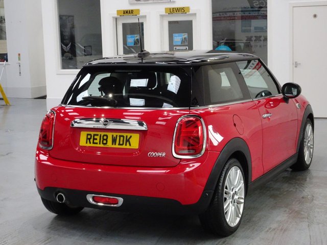 2018 MINI HATCH 1.5 Cooper Hatchback 3dr Petrol Steptronic Euro 6 (s/s) (136 ps) - Photo 5