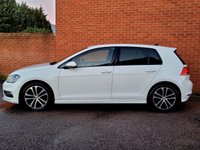 USED 2015 15 VOLKSWAGEN GOLF 2.0 TDI BlueMotion Tech R-Line Hatchback 5dr Diesel DSG Euro 5 (s/s) (150 ps) SAT NAV - &pound;35 TAX - 9 SERVICES - RARE MODEL