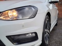 USED 2015 15 VOLKSWAGEN GOLF 2.0 TDI BlueMotion Tech R-Line Hatchback 5dr Diesel DSG Euro 5 (s/s) (150 ps) SAT NAV - &pound;35 TAX - 9 SERVICES - RARE MODEL