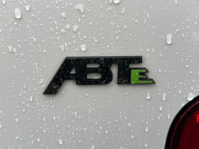 2021 VOLKSWAGEN e-Transporter - Photo 4