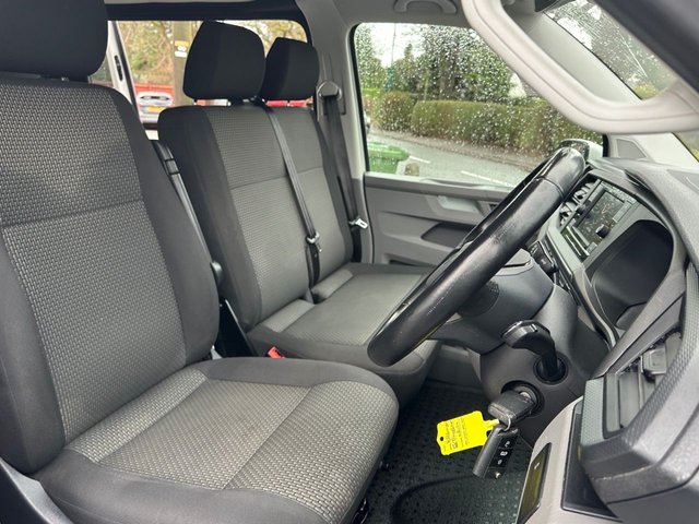 2021 VOLKSWAGEN e-Transporter - Photo 2