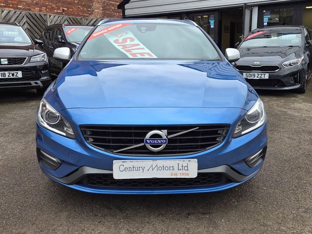 2016 VOLVO V60 - Photo 7