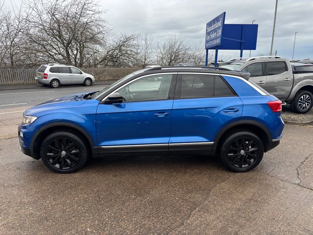 2018 VOLKSWAGEN T-ROC 1.6 TDI Design SUV 5dr Diesel Manual Euro 6 (s/s) (115 ps) - Photo 5