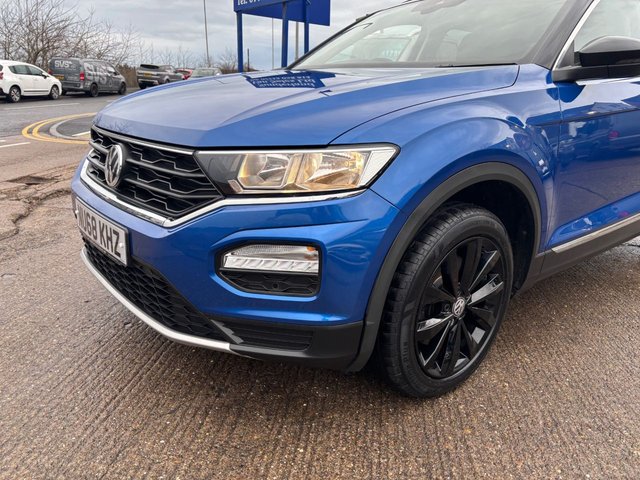 2018 VOLKSWAGEN T-ROC 1.6 TDI Design SUV 5dr Diesel Manual Euro 6 (s/s) (115 ps) - Photo 6