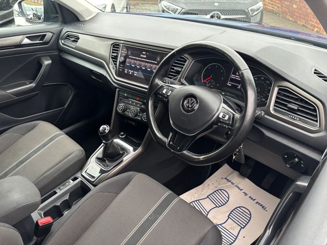 2018 VOLKSWAGEN T-ROC 1.6 TDI Design SUV 5dr Diesel Manual Euro 6 (s/s) (115 ps) - Photo 10