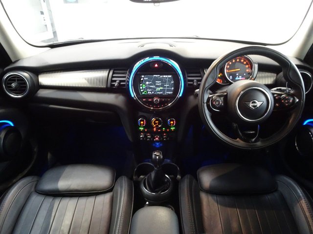 2019 MINI HATCH 1.5 Cooper Exclusive Hatchback 5dr Petrol Manual Euro 6 (s/s) (136 ps) - Photo 2