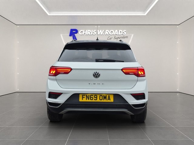 2019 Volkswagen T-Roc 1L Design 5dr - Photo 12