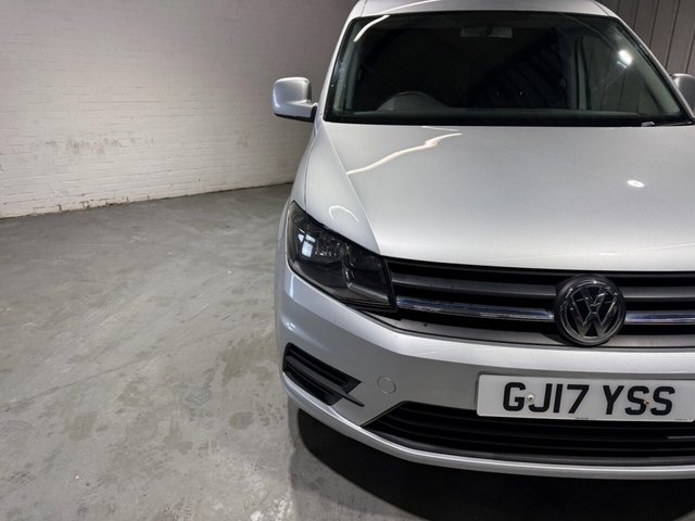 2017 VOLKSWAGEN CADDY - Photo 9